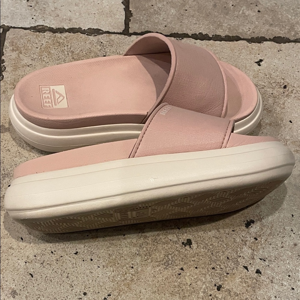 Reef Blush Slide Sandals - Picture 4 of 6